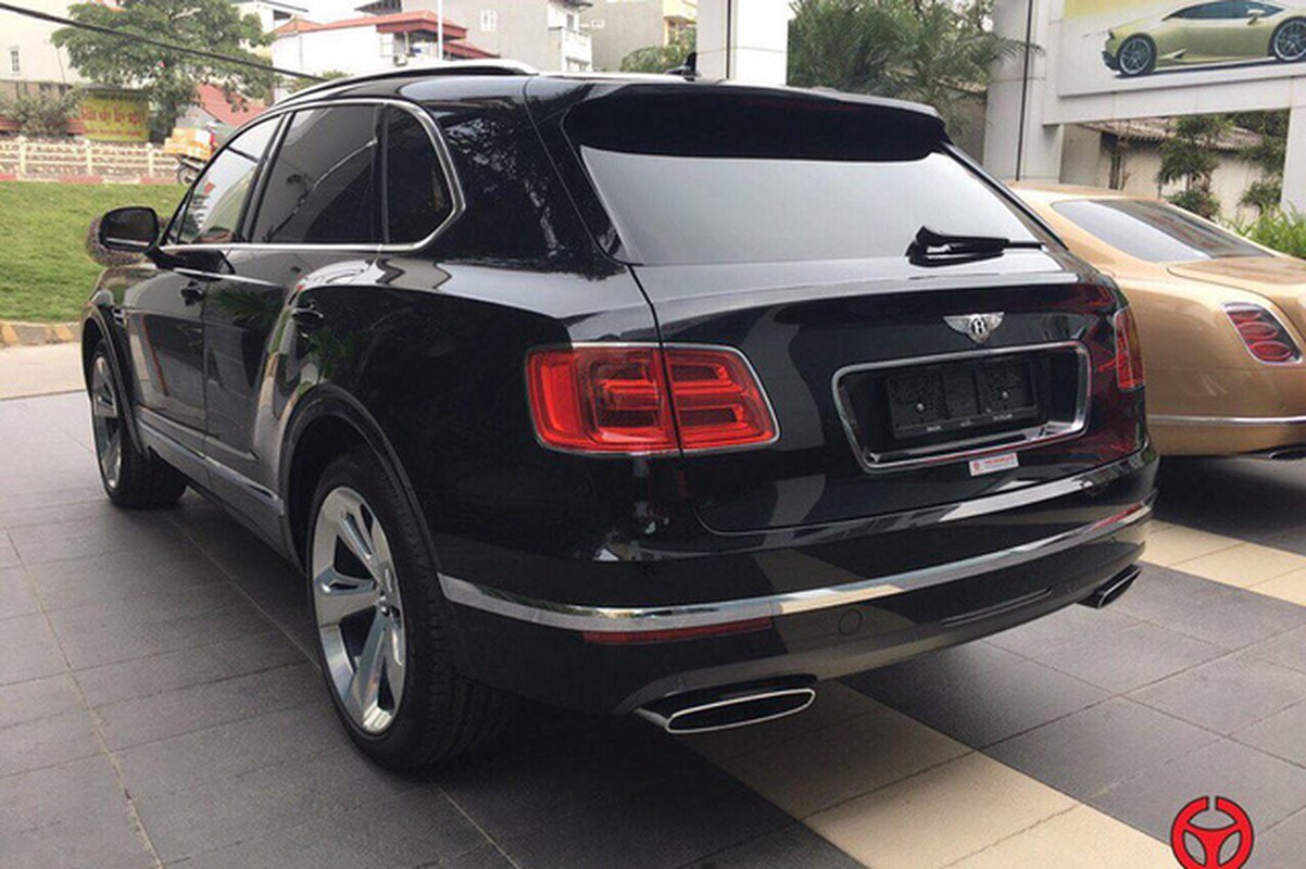 Dai gia Thanh Hoa tau sieu SUV Bentley Bentayga gia 22 ty-Hinh-4